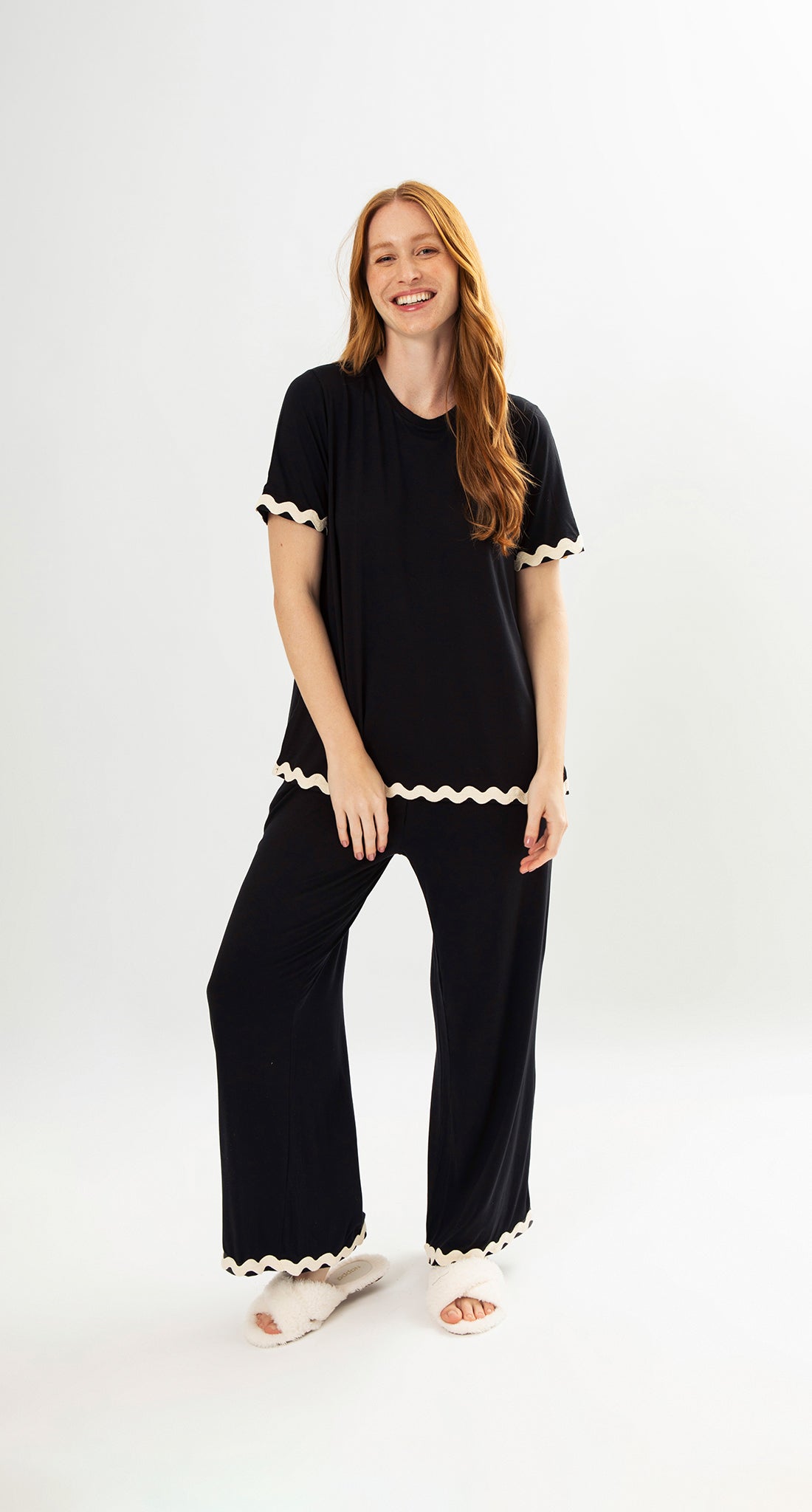 Short Sleeve Pajama Set in Black Knit