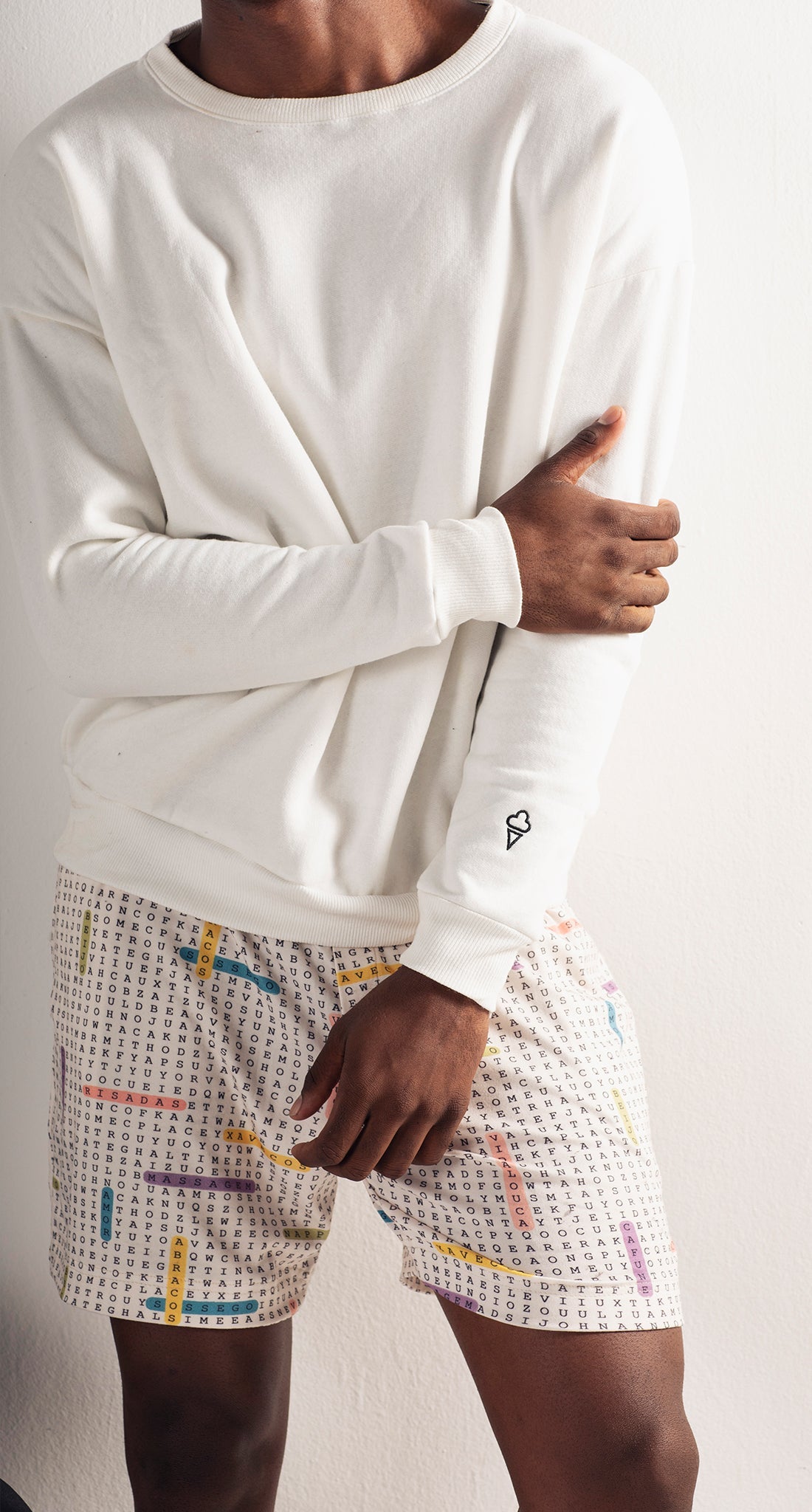 Sweatshirt Off-White - Word Search