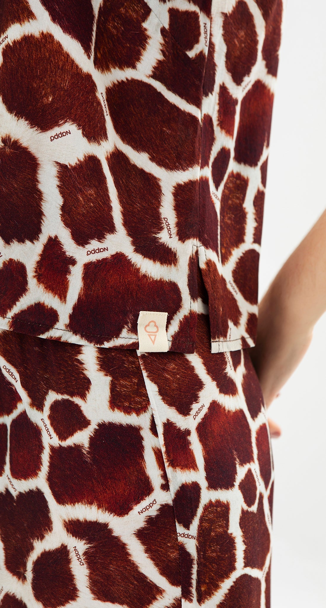 Selva Long Pajamas with Straps – Giraffe Print