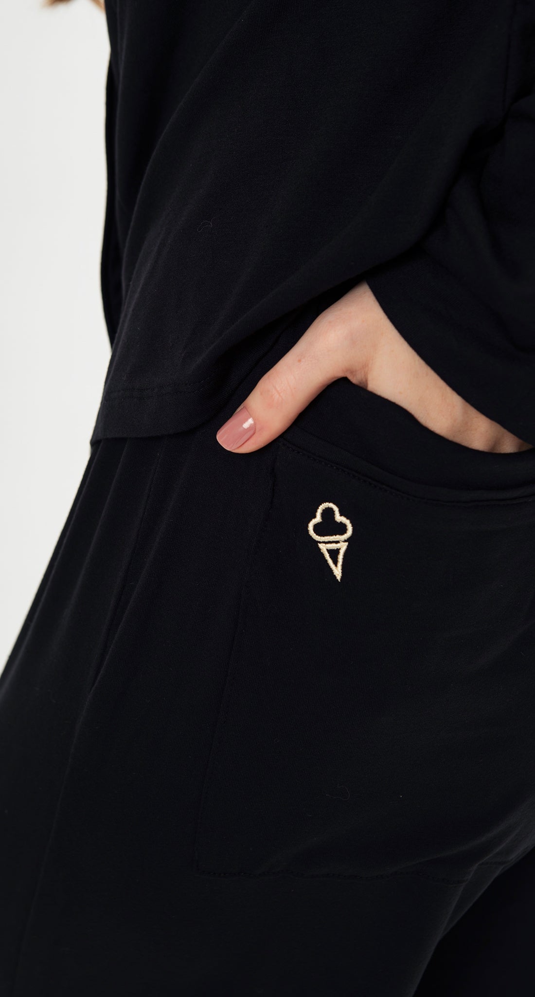 Classic Long Sleeve Pajama Set – Black