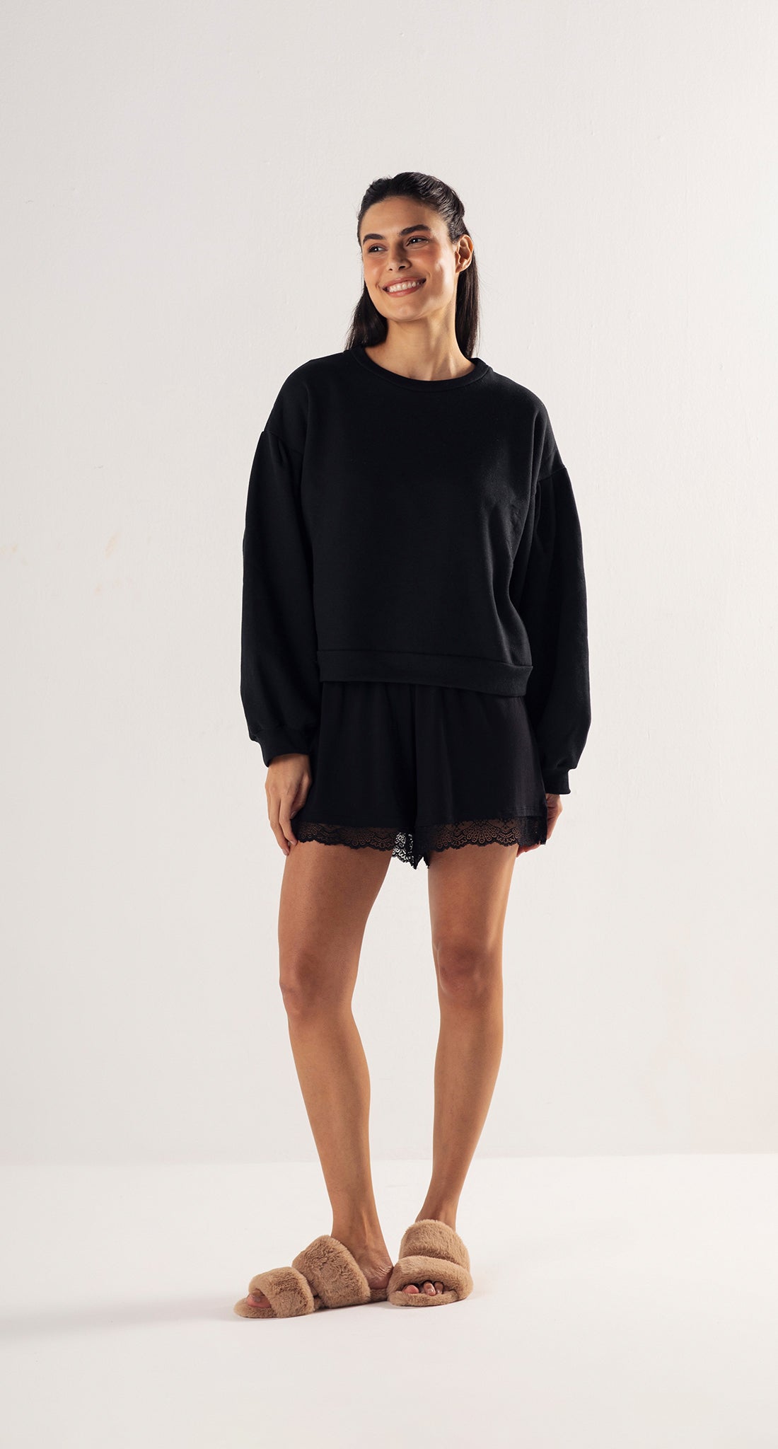 Colors Sweatshirt – Black